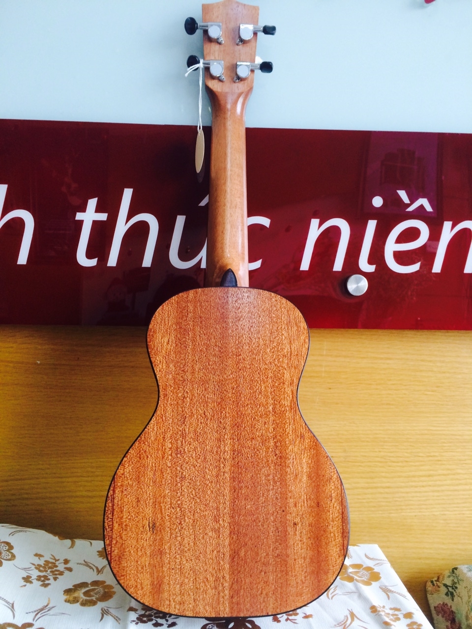 Ukulele VALOTE VA-24M02
